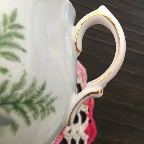 Colclough Blue and White Flowering Fern English Bone China Teacup & Sauc… - Picture 11 of 13